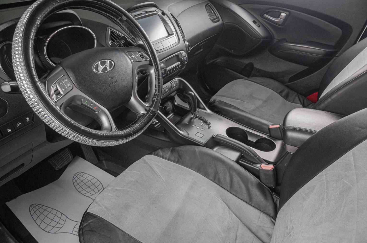 Hyundai ix35 8 из 19