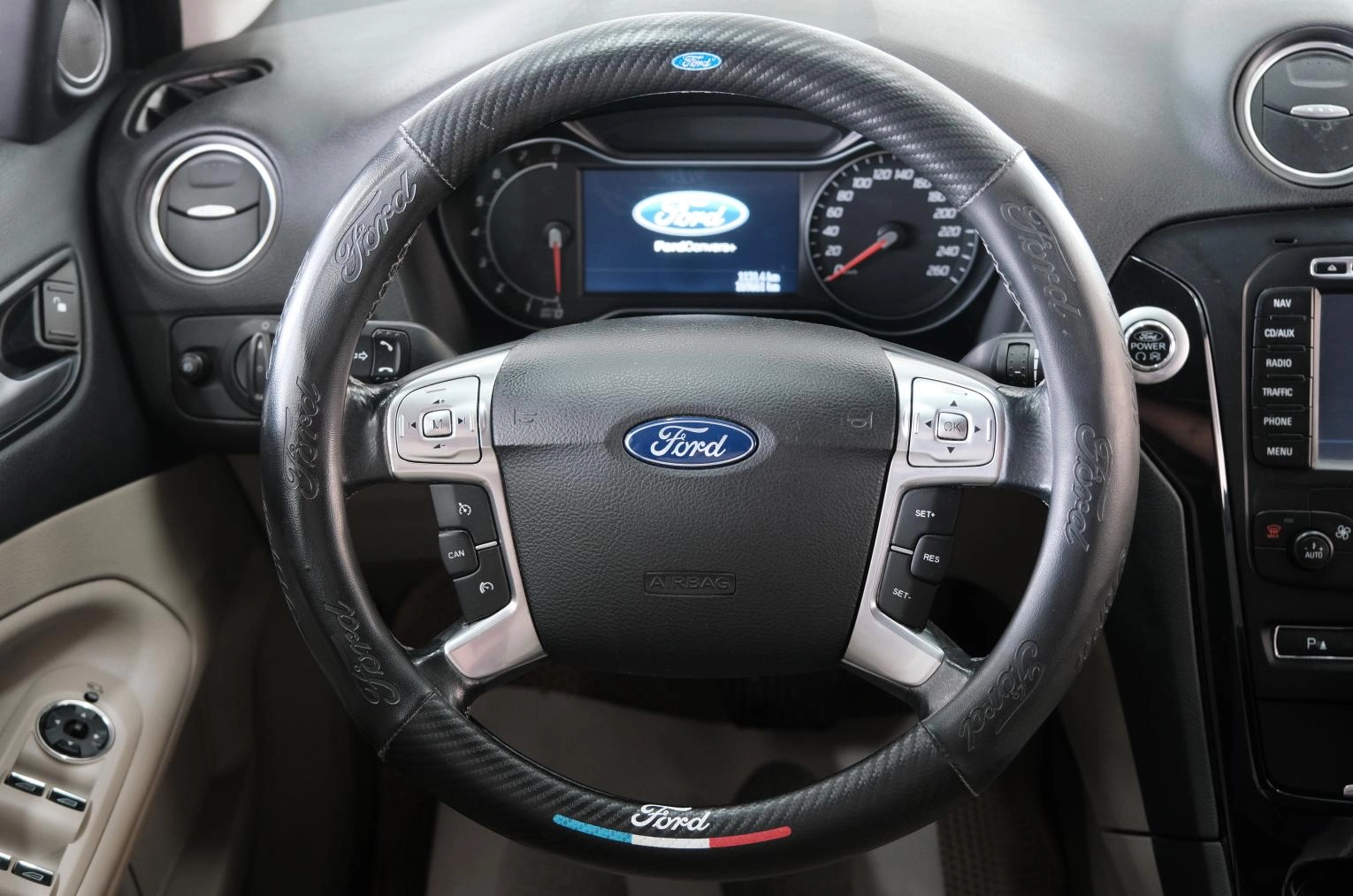 Ford Mondeo 14 из 27