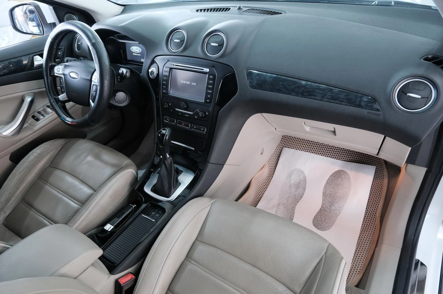 Ford Mondeo 23 из 27