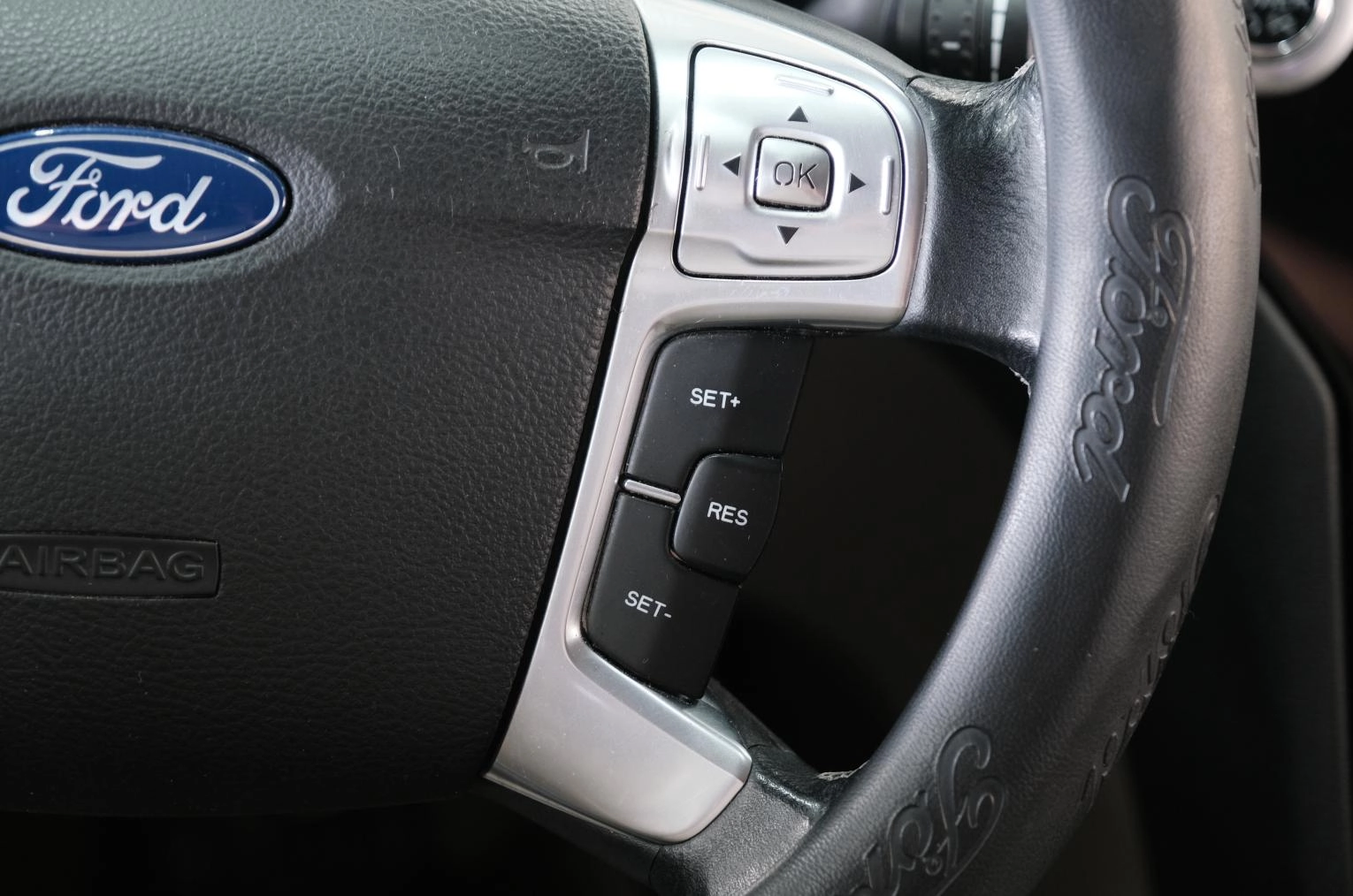 Ford Mondeo 16 из 27