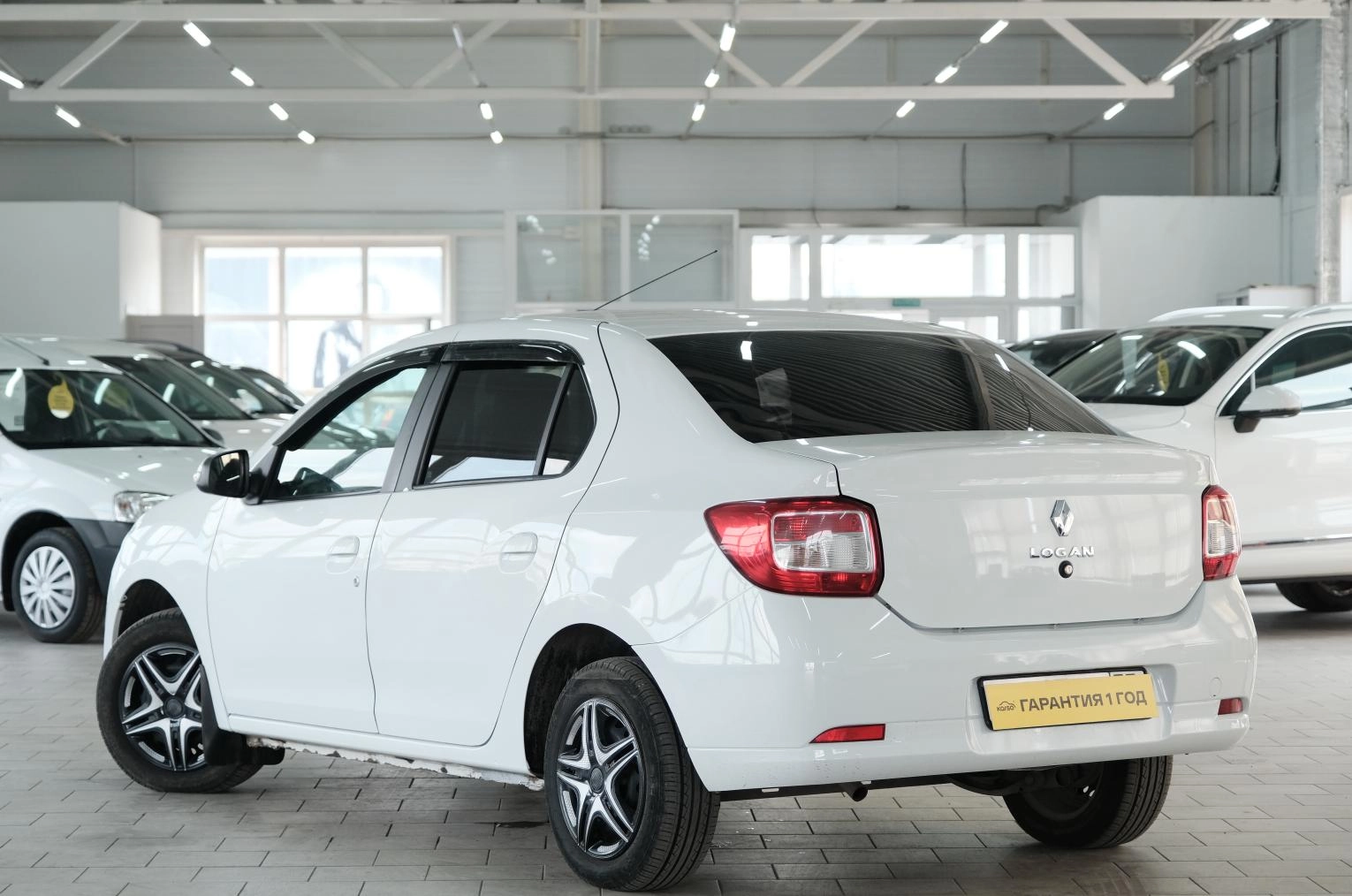 Renault Logan 4 из 24