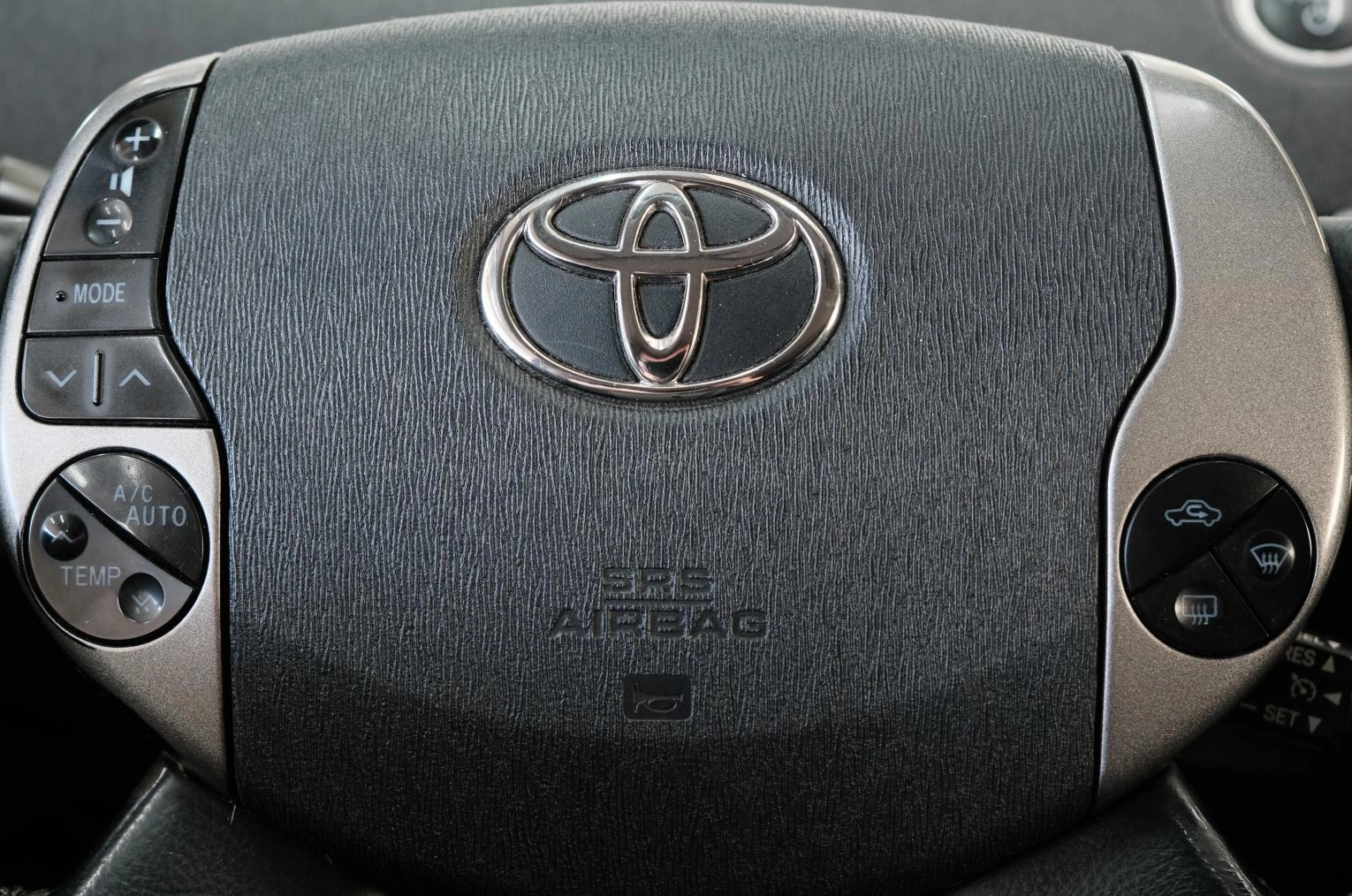 Toyota Prius 12 из 25