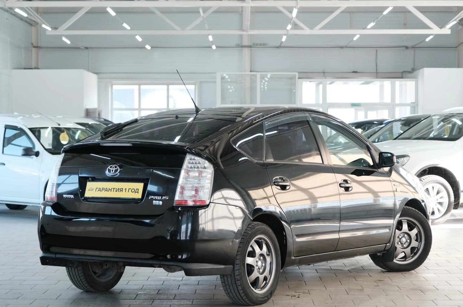 Toyota Prius 6 из 25