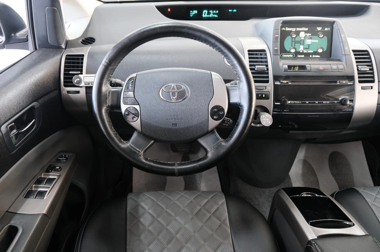 Toyota Prius 10 из 25