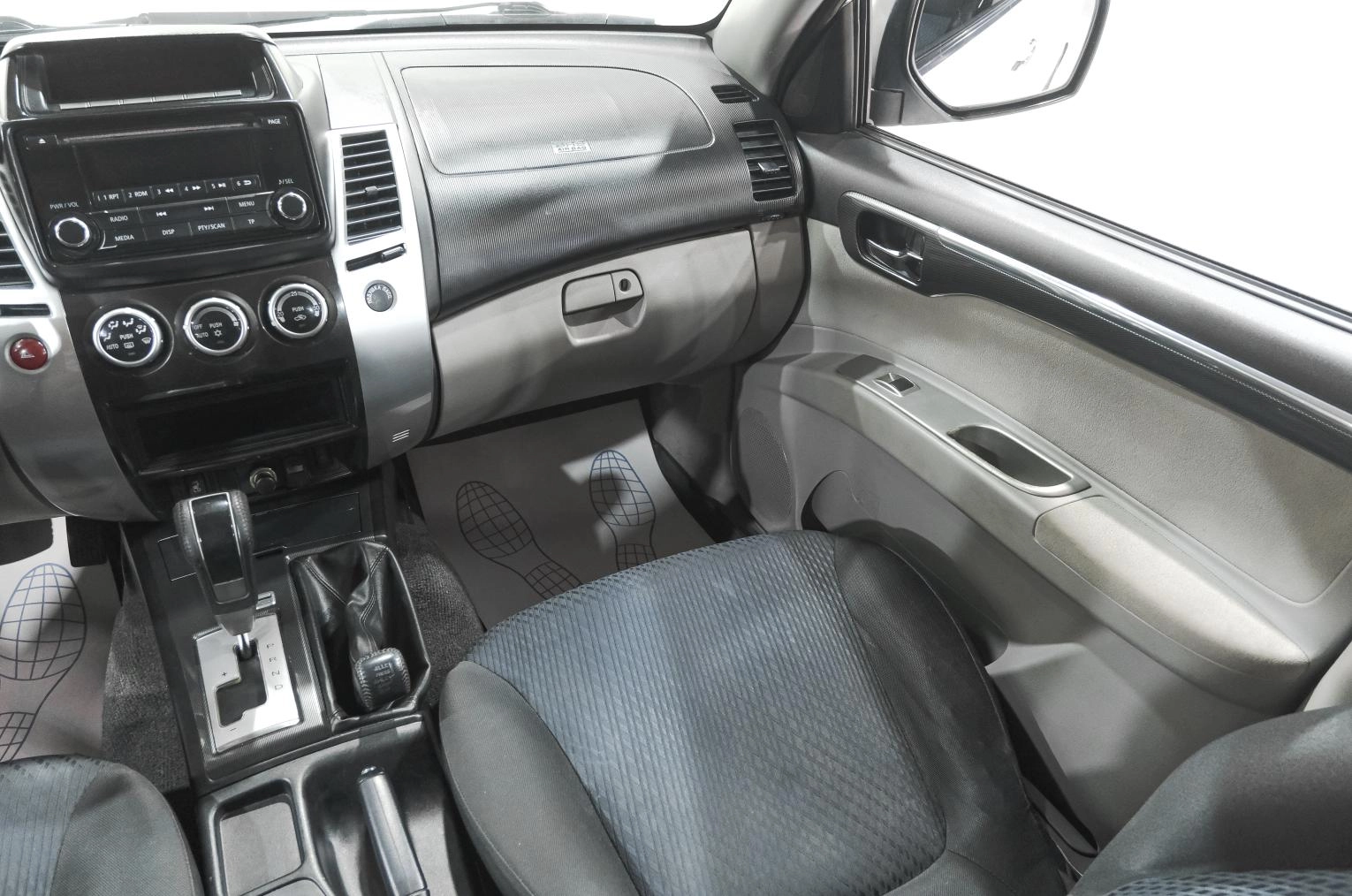 Mitsubishi Pajero Sport 11 из 23