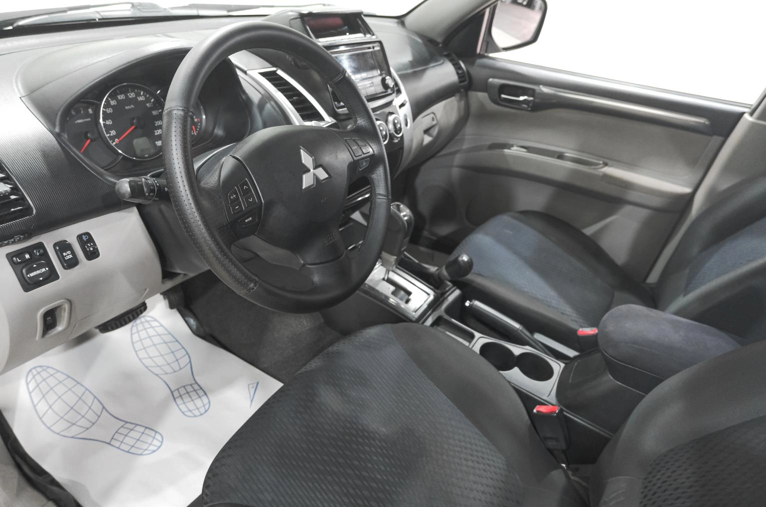 Mitsubishi Pajero Sport 7 из 23