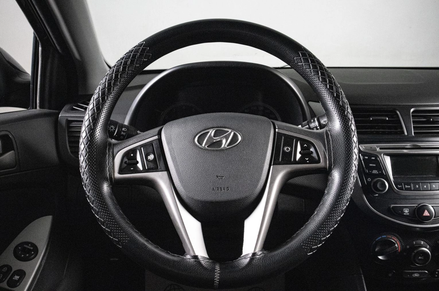 Hyundai Solaris 11 из 18