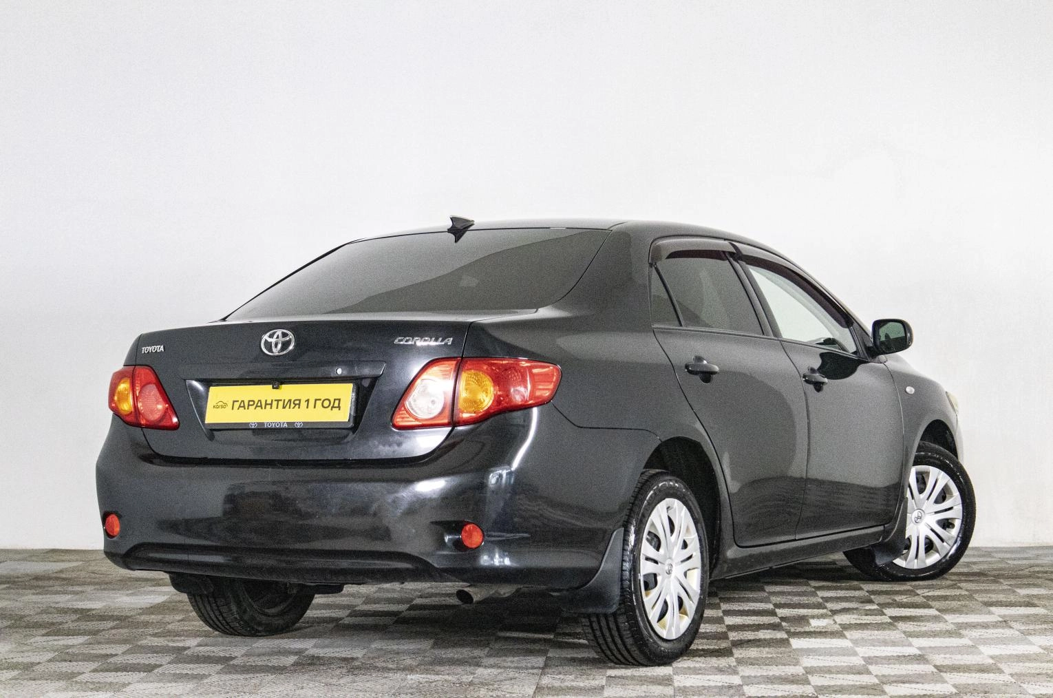 Toyota Corolla 4 из 16