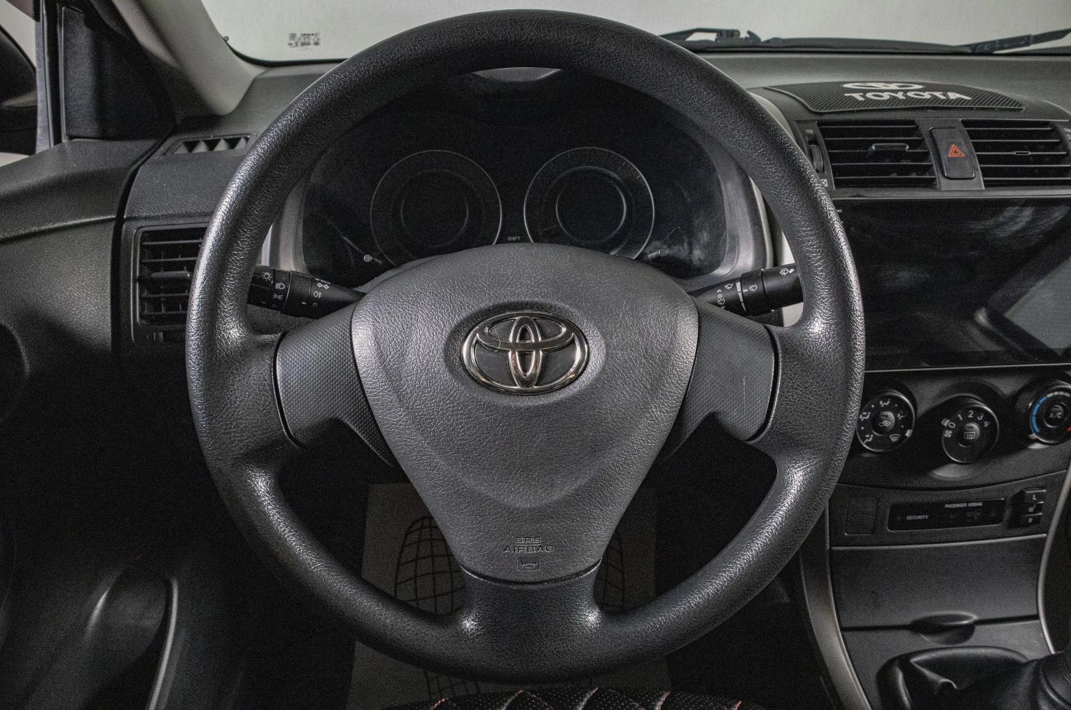 Toyota Corolla 10 из 16