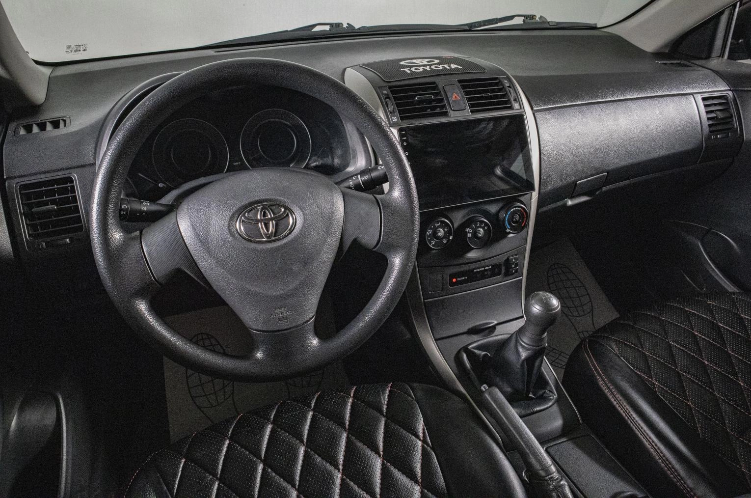 Toyota Corolla 11 из 16