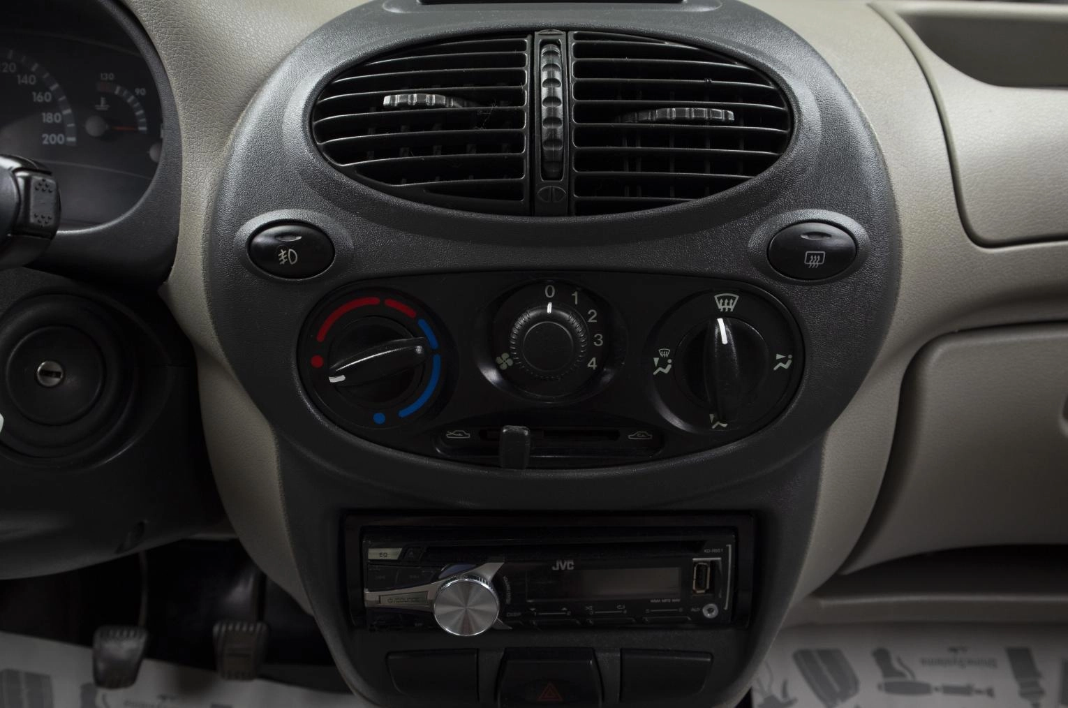 ВАЗ (LADA) Kalina 11 из 15