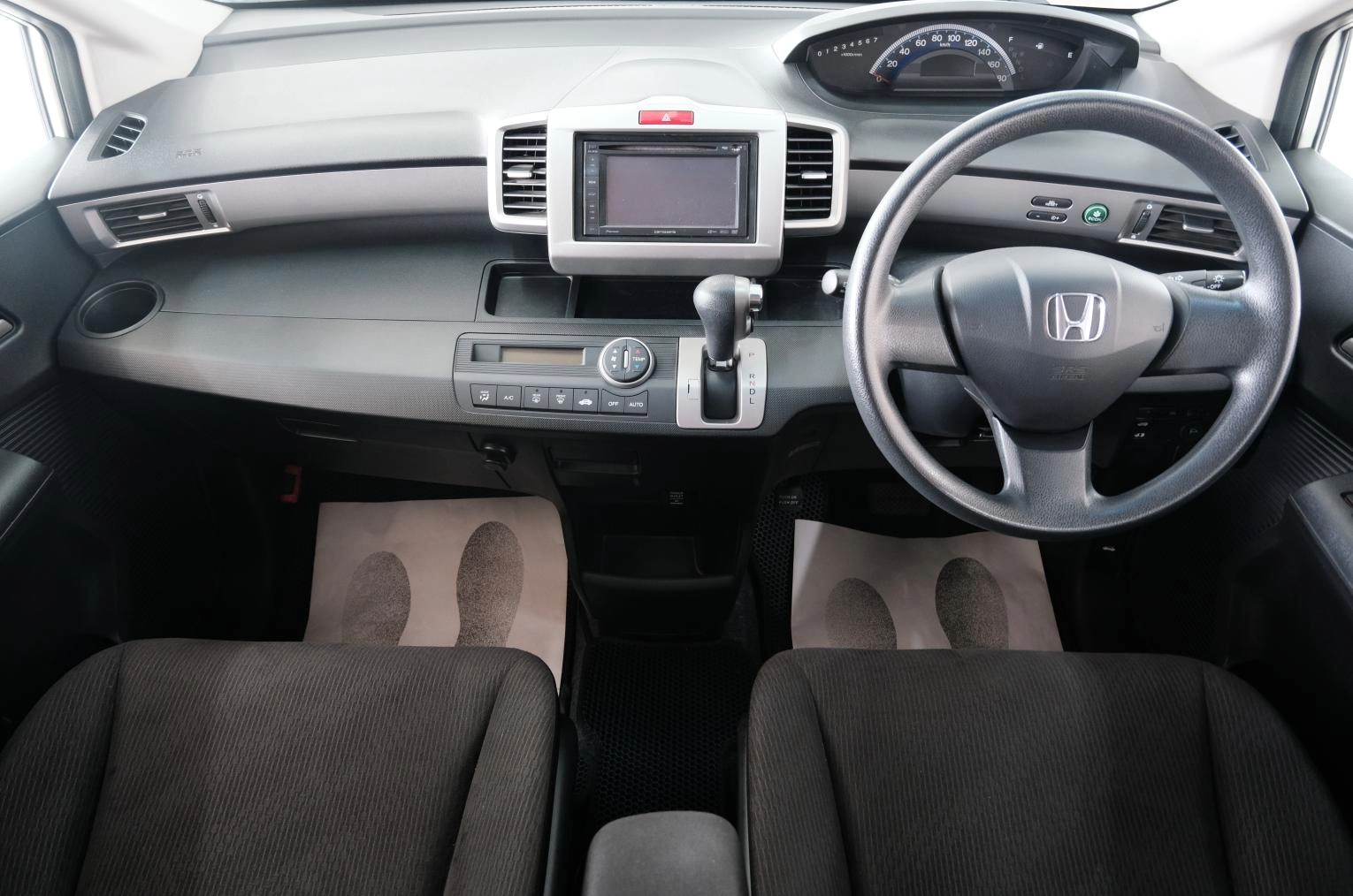 Honda Freed 13 из 23