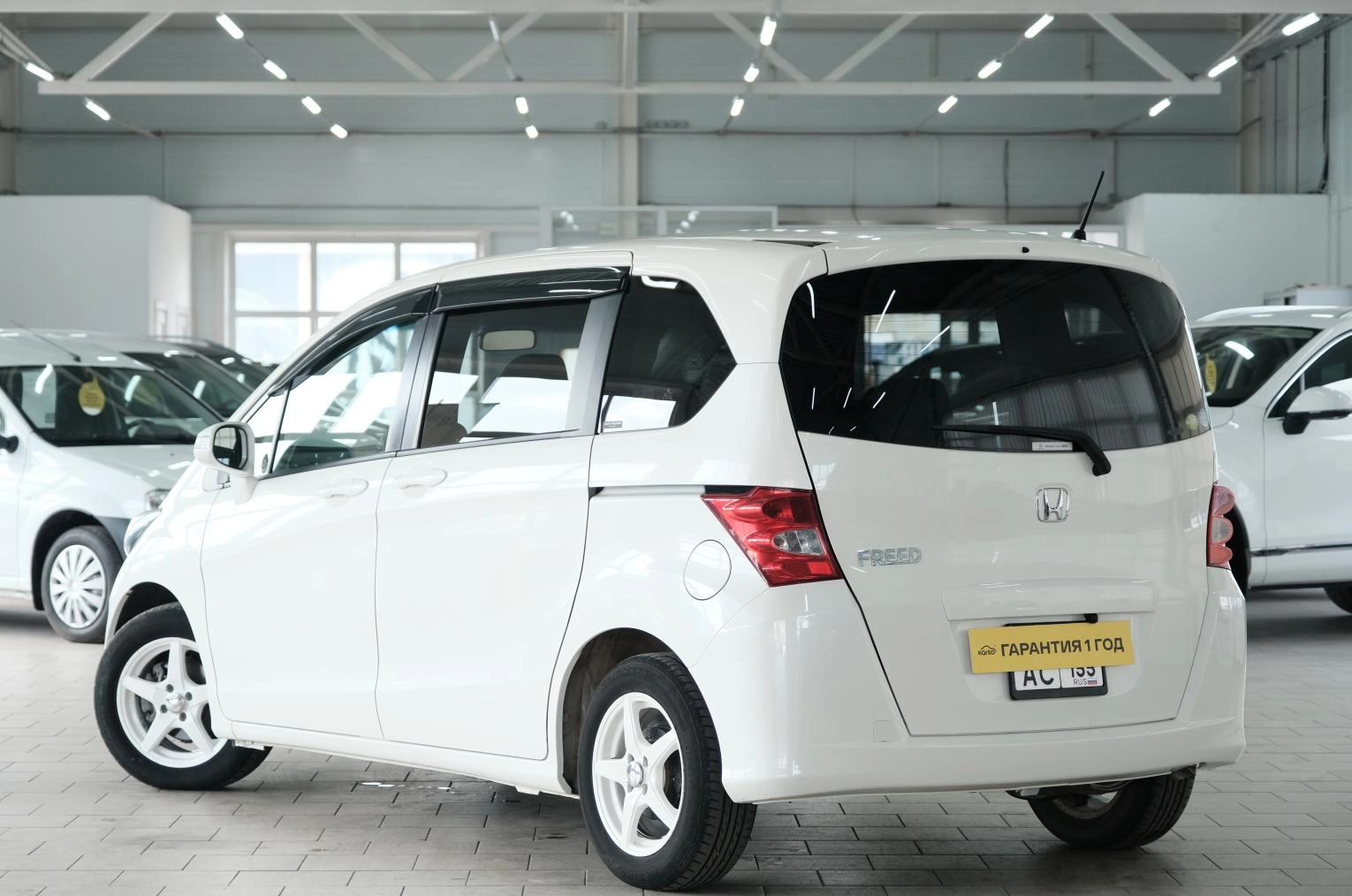 Honda Freed 4 из 23