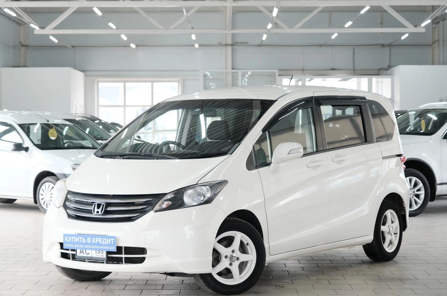 Honda Freed 3 из 23