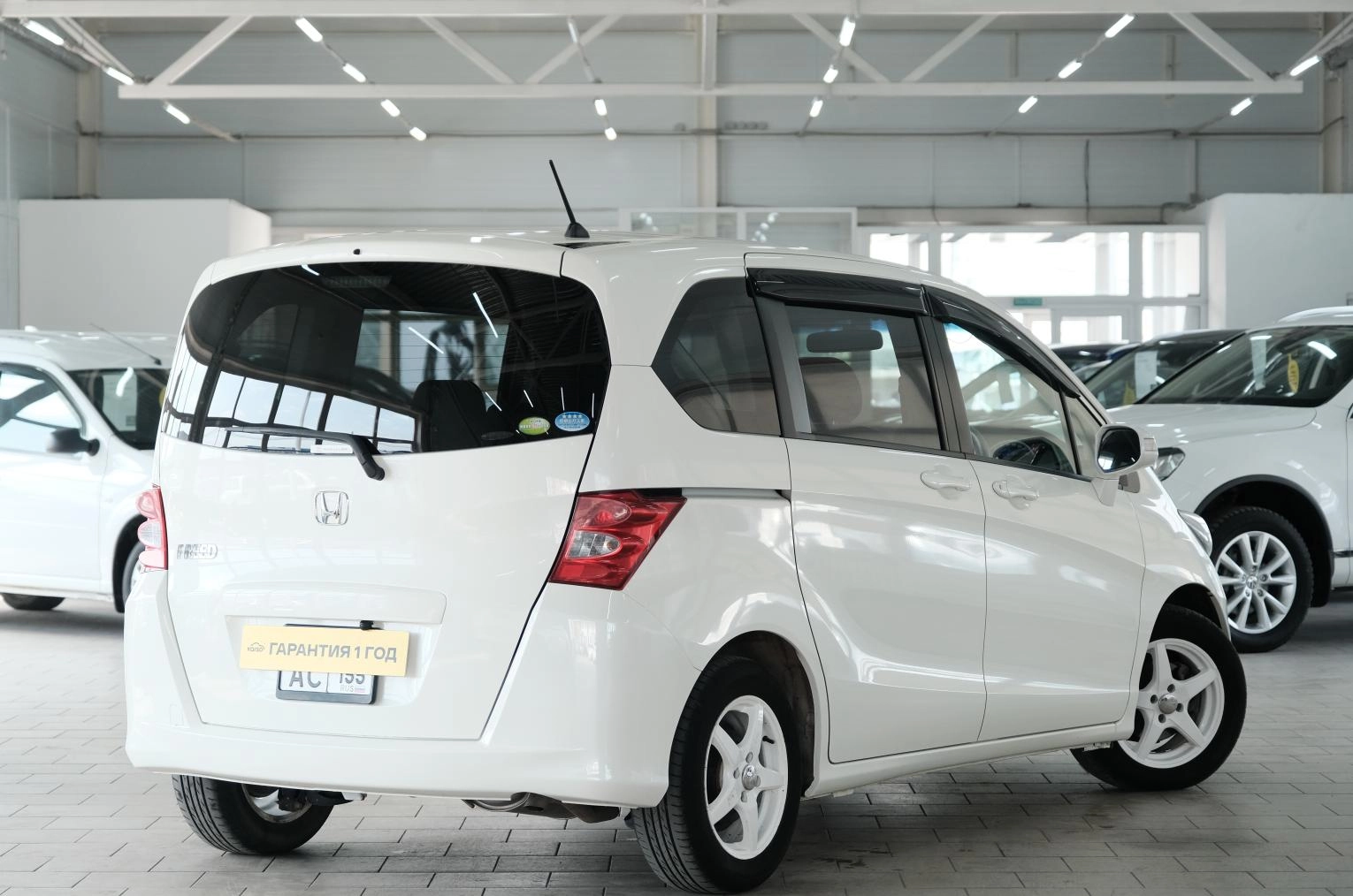 Honda Freed 6 из 23