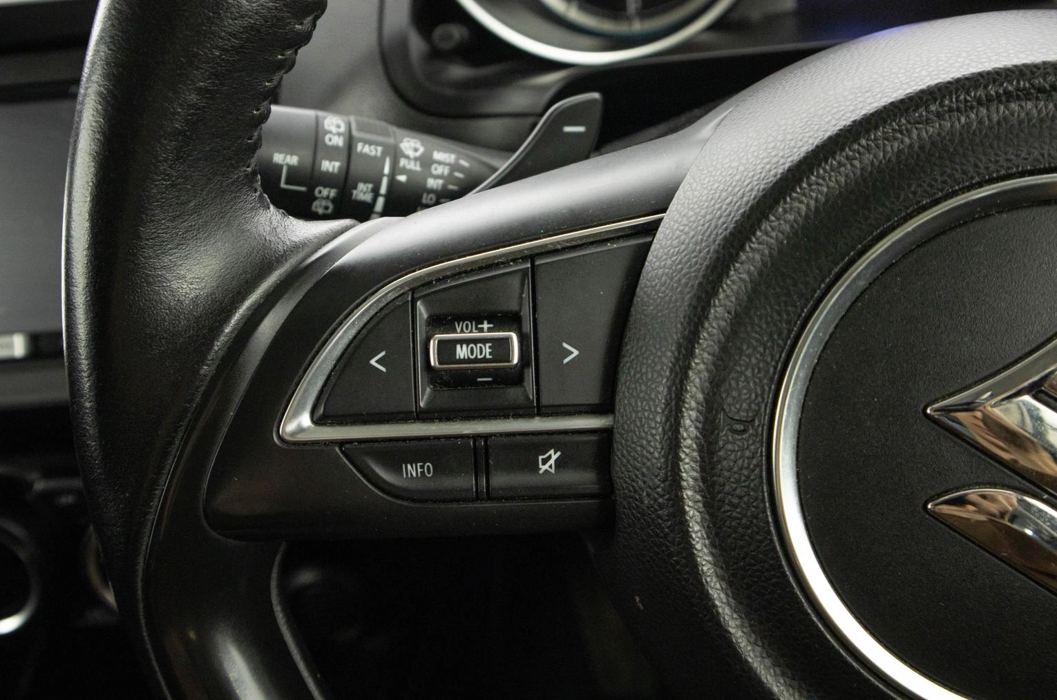 Suzuki Swift 20 из 24
