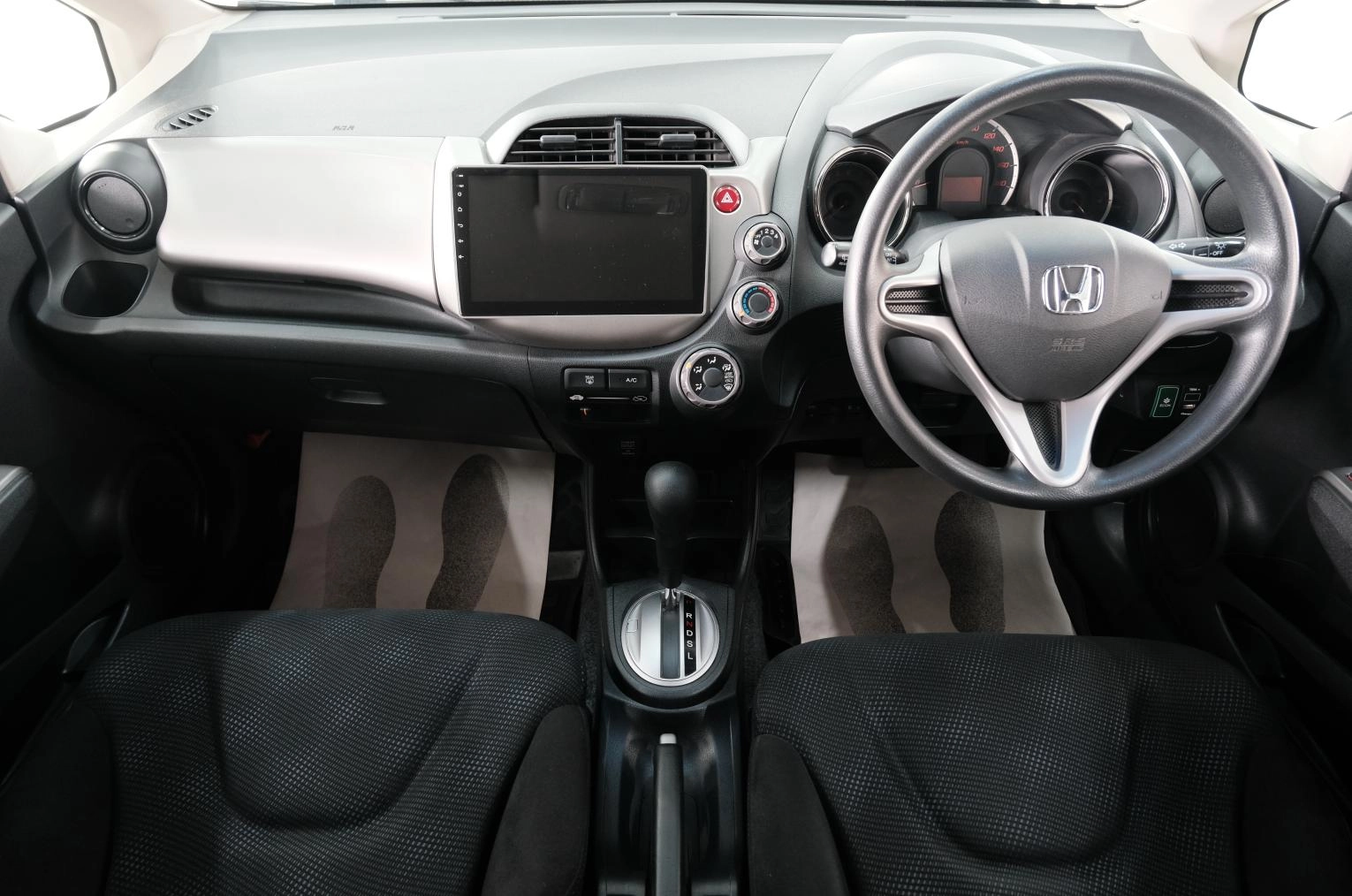 Honda Fit 13 из 23