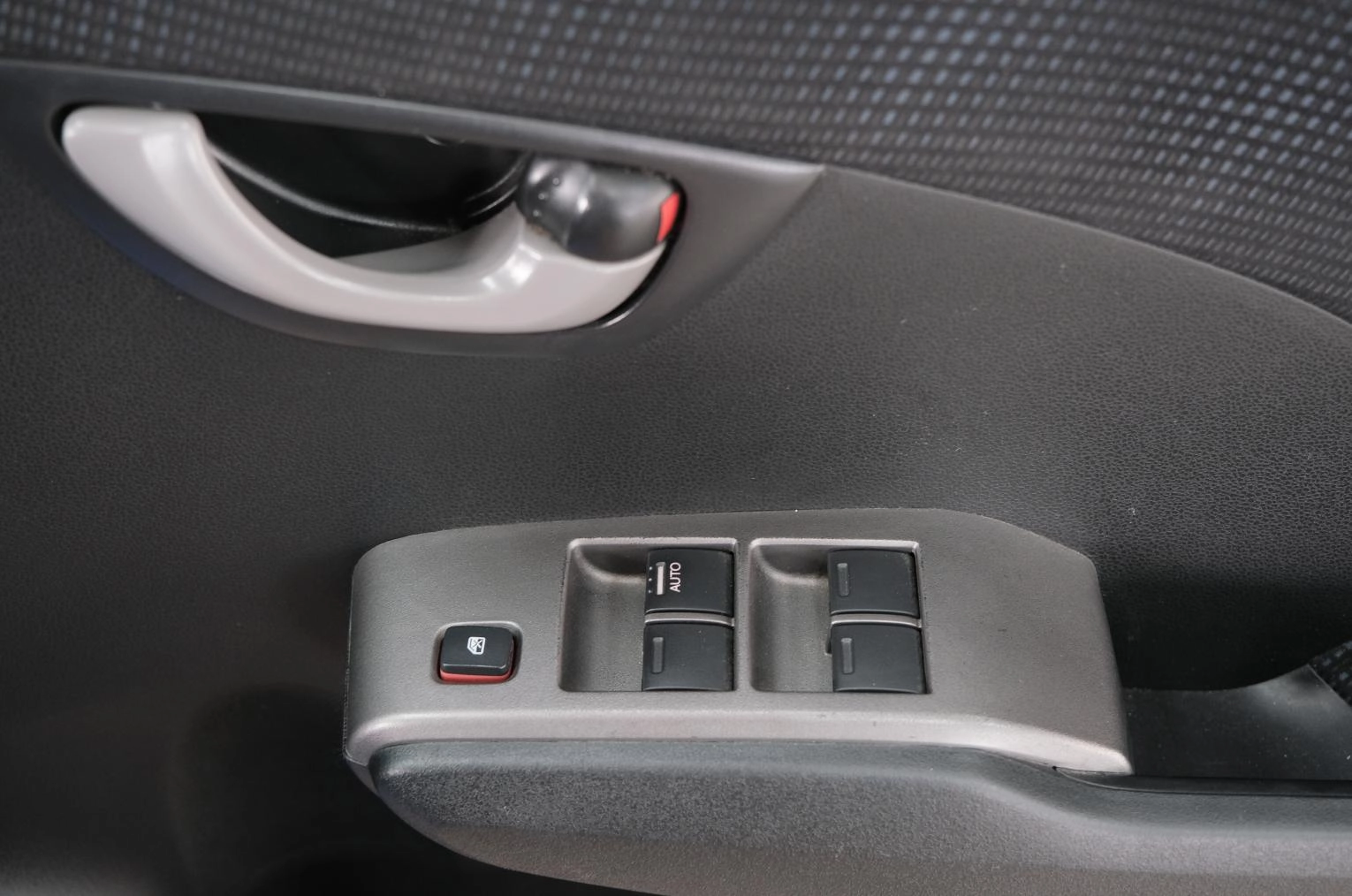 Honda Fit 8 из 23