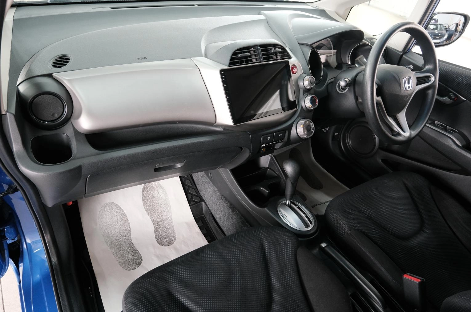 Honda Fit 18 из 23