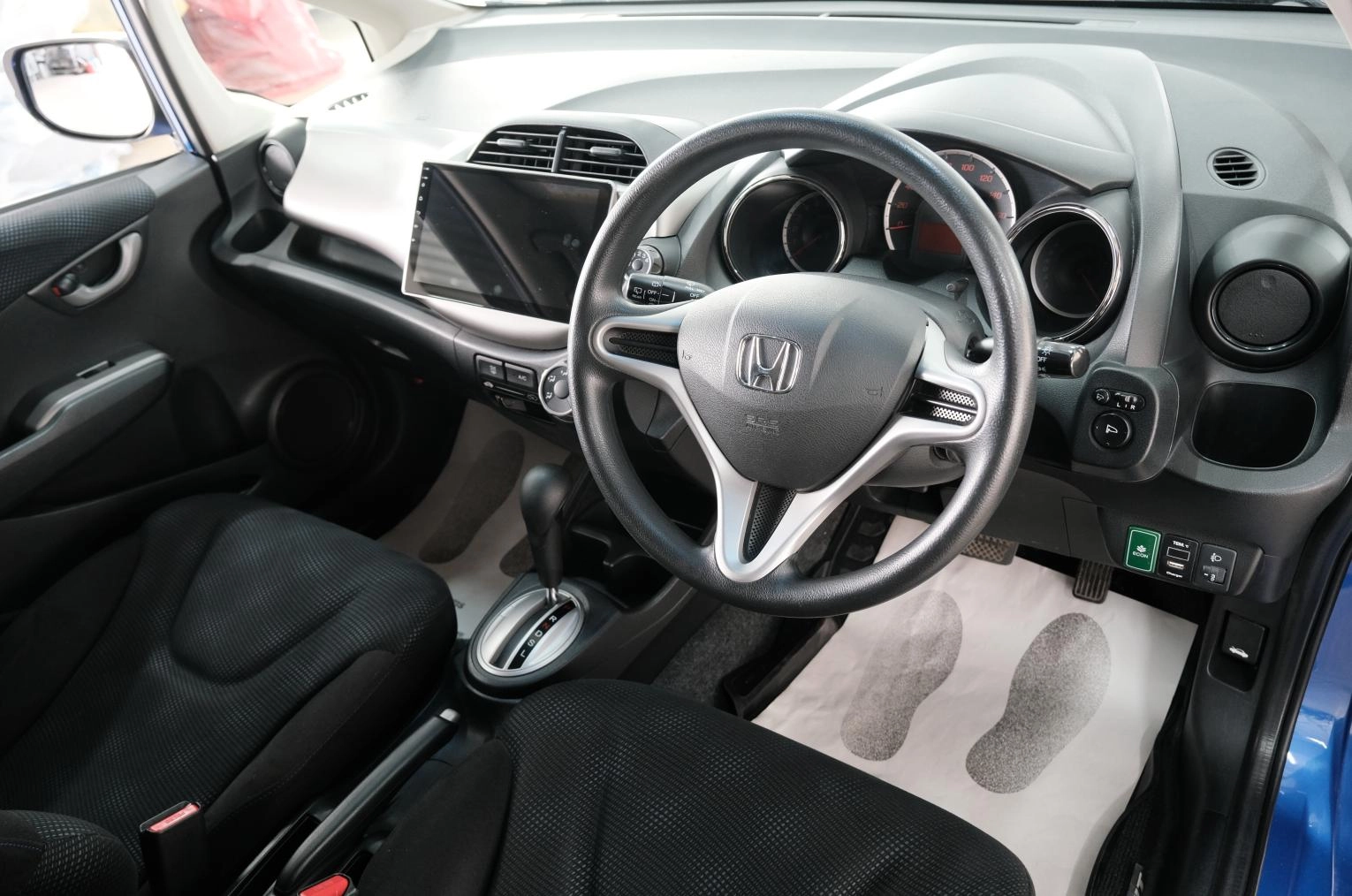 Honda Fit 10 из 23