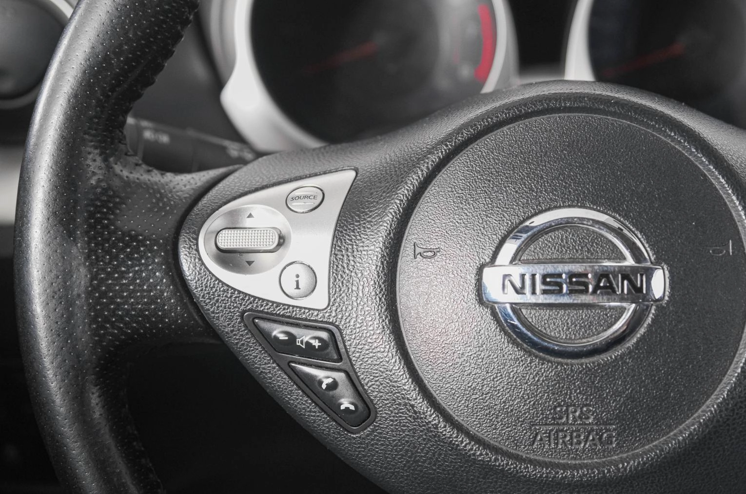 Nissan Juke 16 из 23