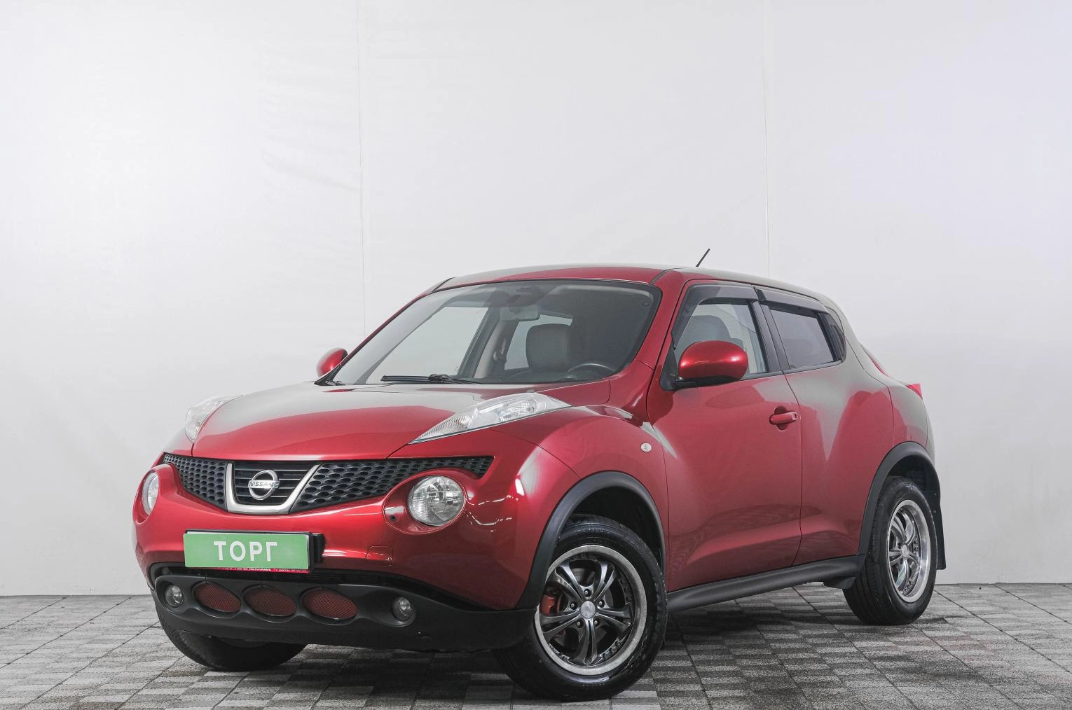 Nissan Juke 3 из 23