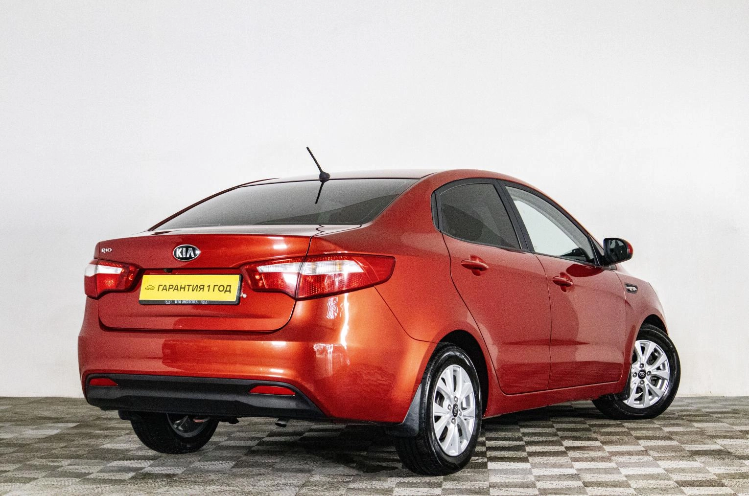 KIA Rio 4 из 18