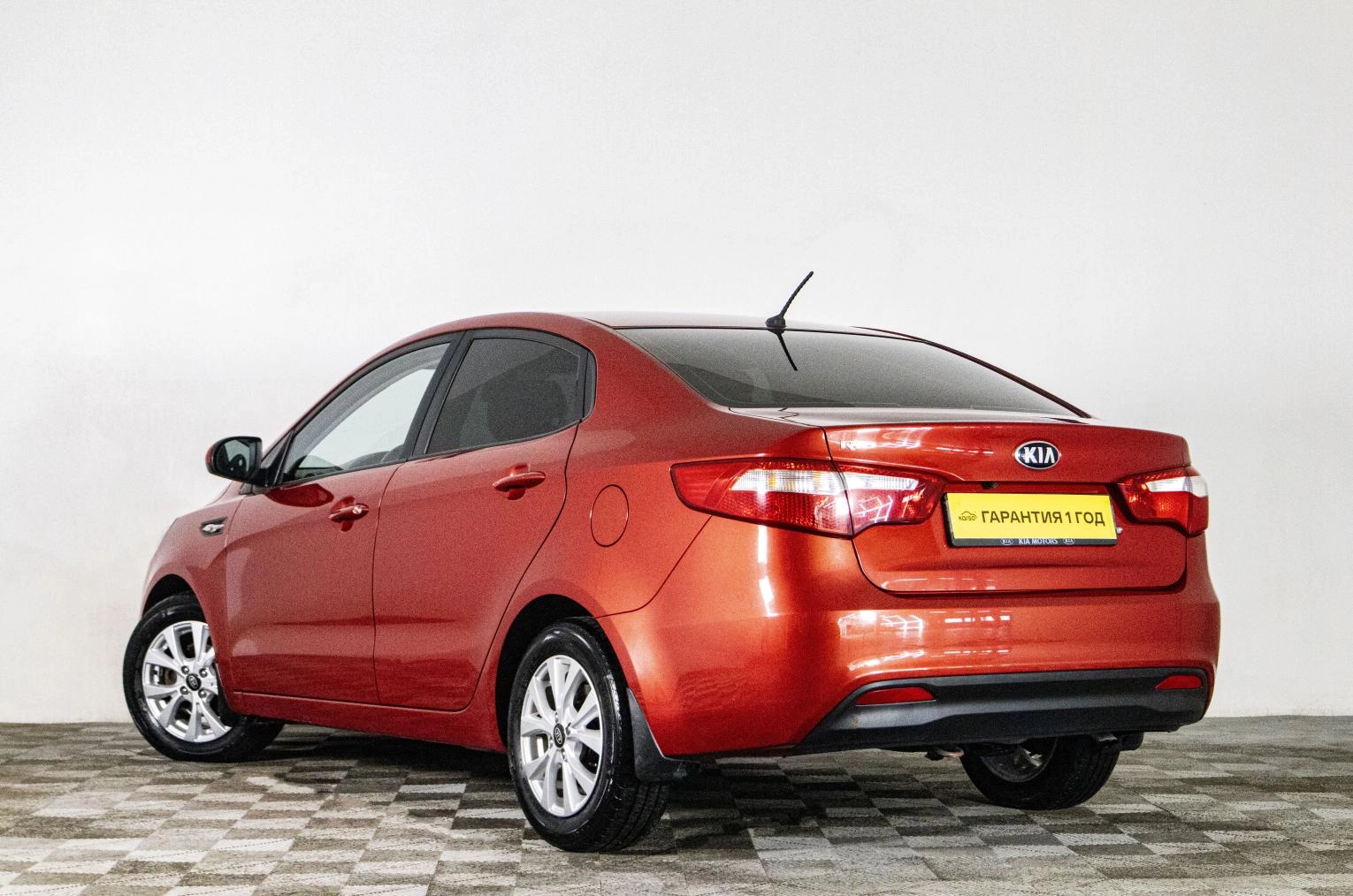 KIA Rio 6 из 18