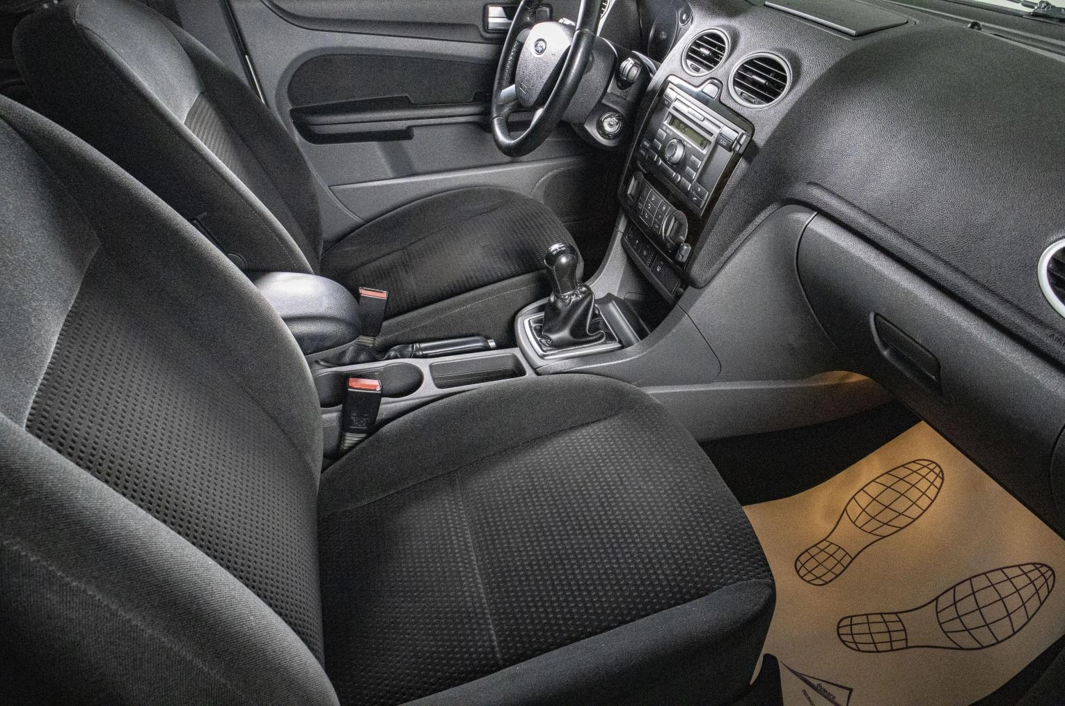 Ford Focus 9 из 16