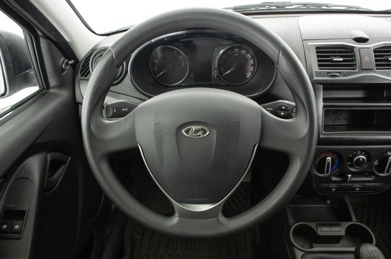 ВАЗ (LADA) Granta 18 из 20