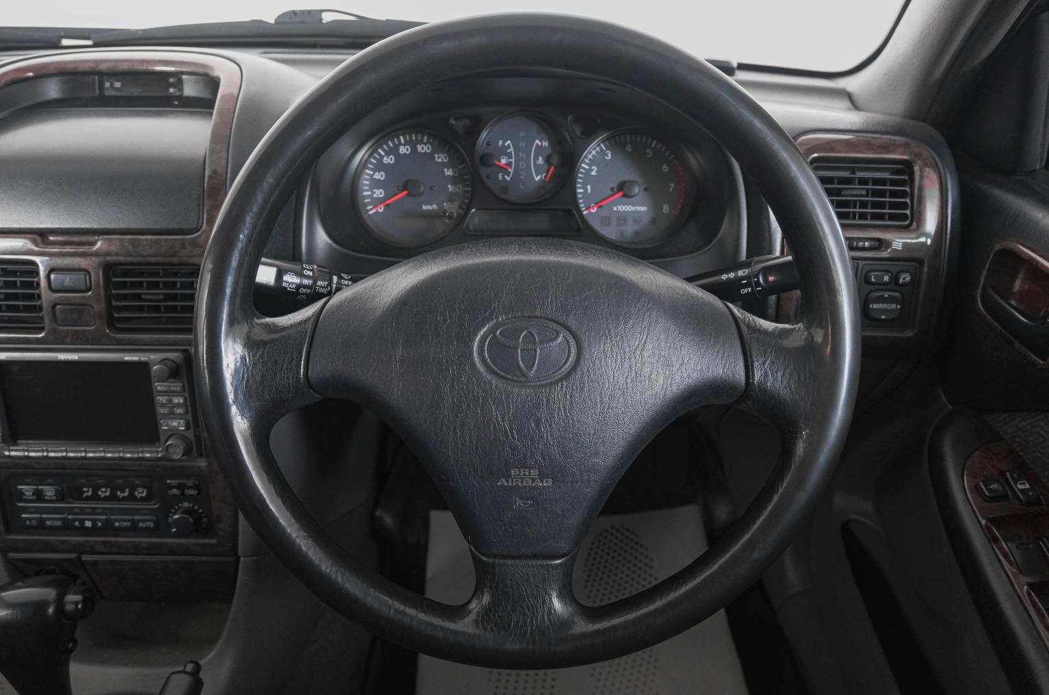 Toyota Caldina 15 из 19
