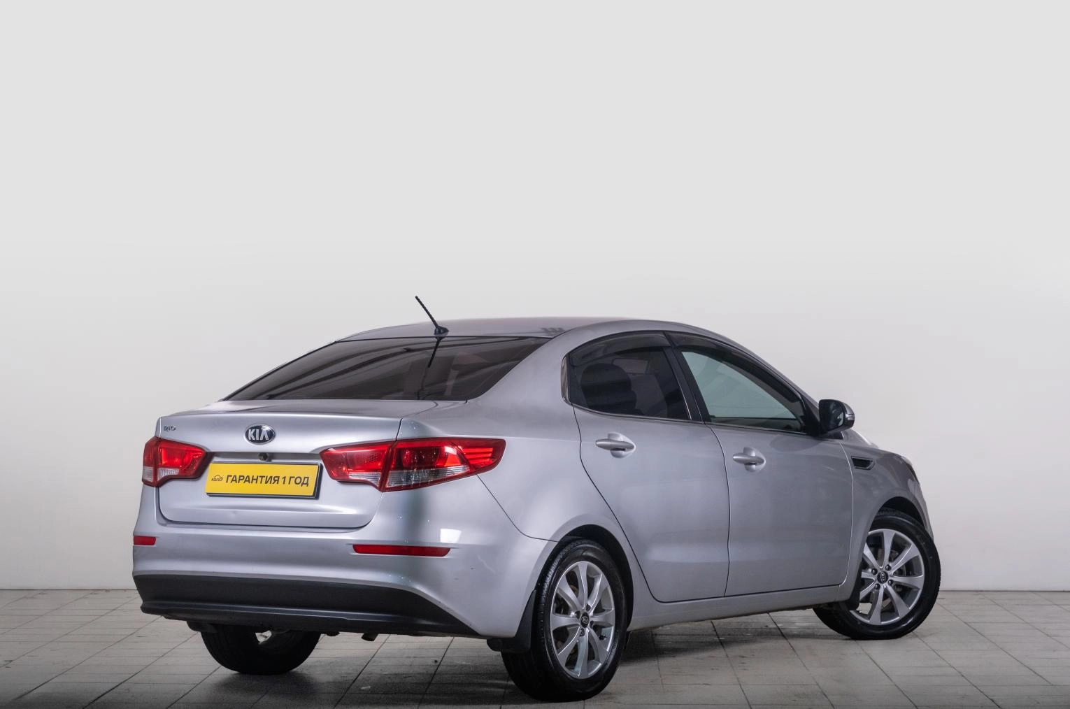 KIA Rio 6 из 21