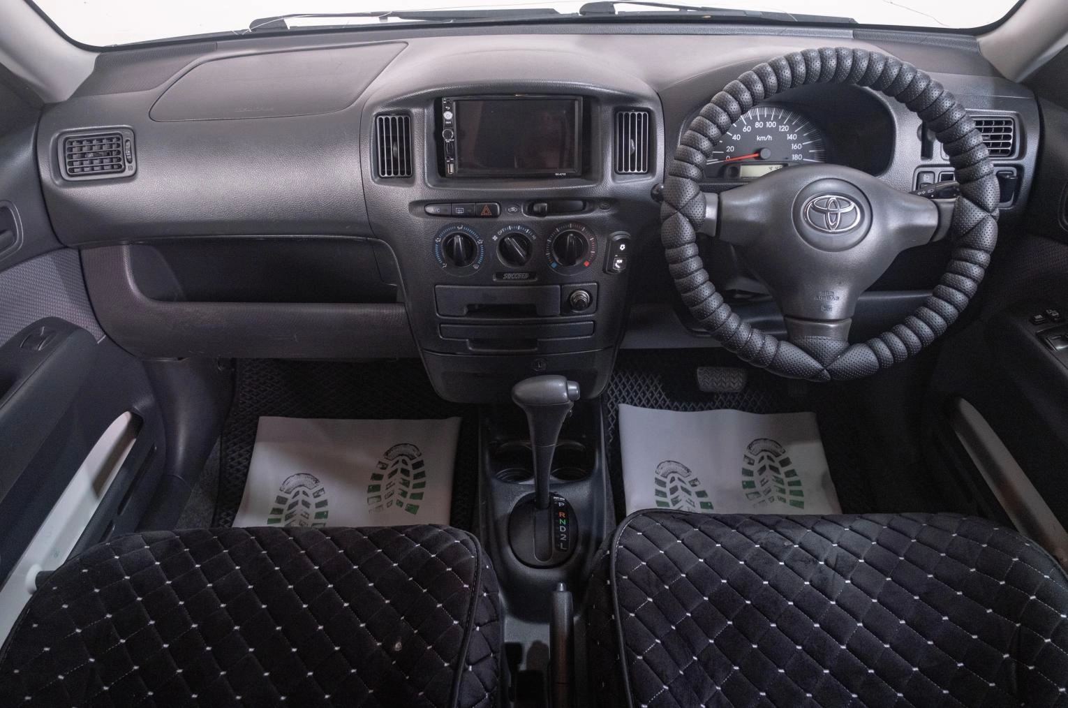 Toyota Succeed 9 из 19