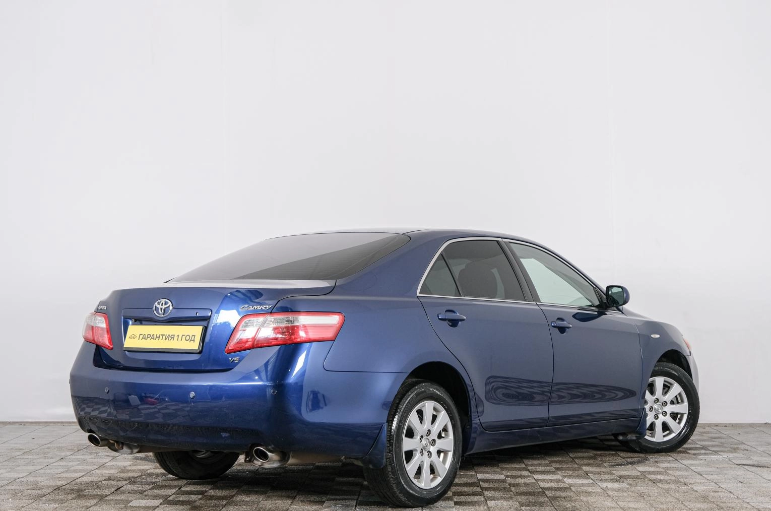 Toyota Camry 6 из 22