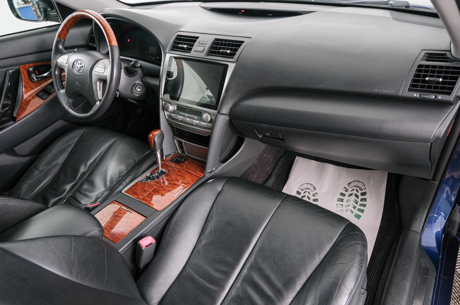 Toyota Camry 12 из 22