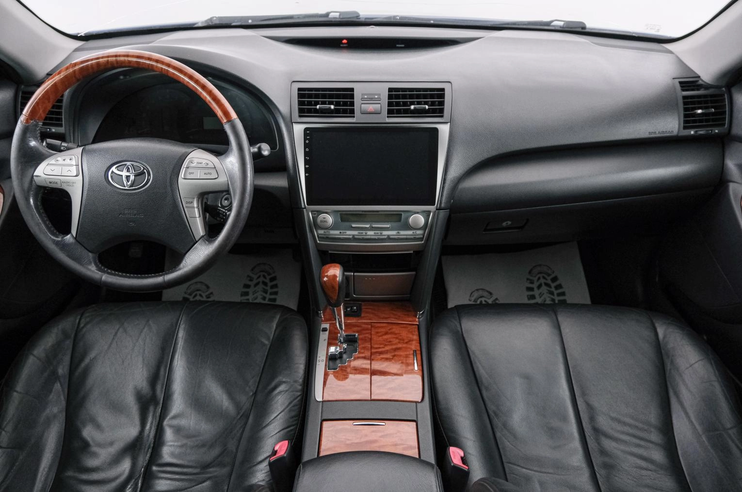 Toyota Camry 10 из 22