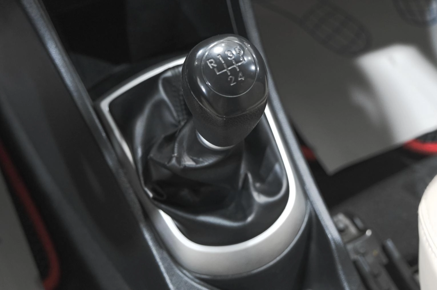 Hyundai Solaris 18 из 23