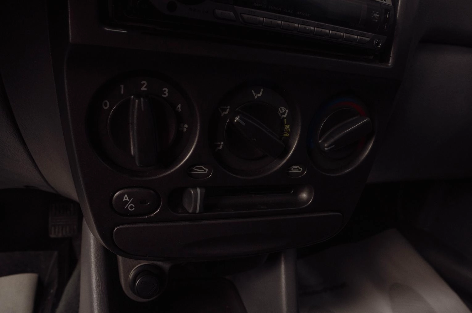 Hyundai Accent 13 из 16