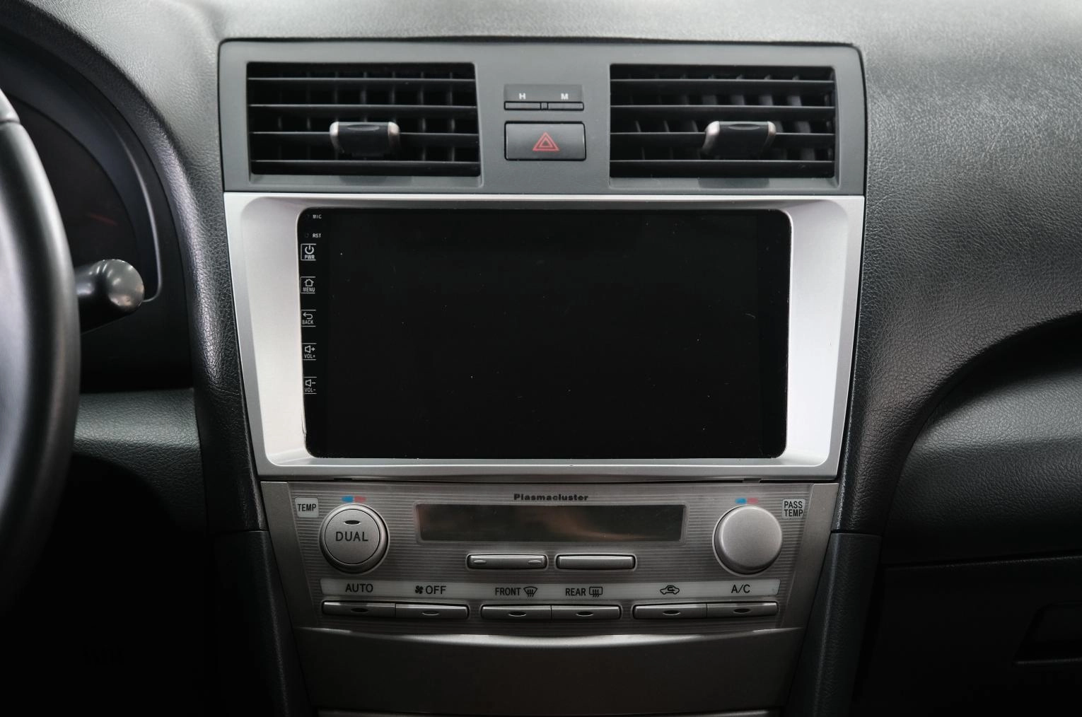 Toyota Camry 18 из 25