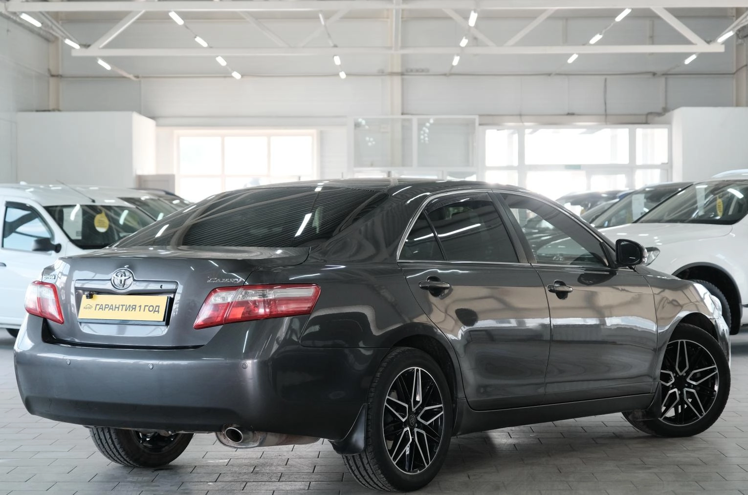 Toyota Camry 6 из 25