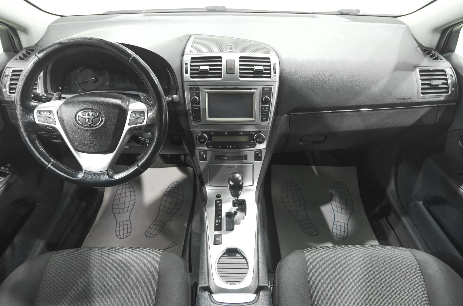 Toyota Avensis 10 из 26