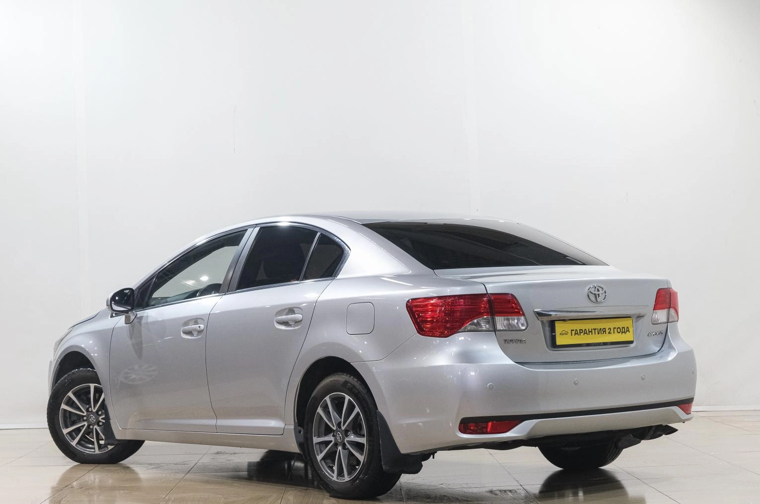 Toyota Avensis 4 из 26