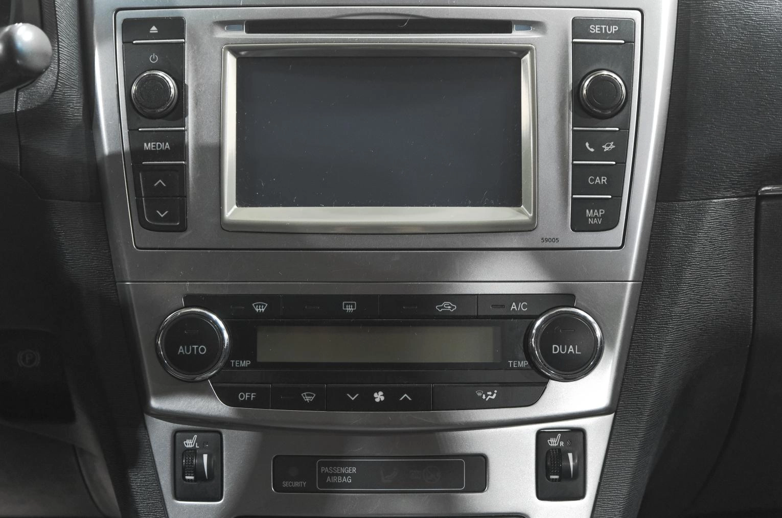 Toyota Avensis 15 из 26