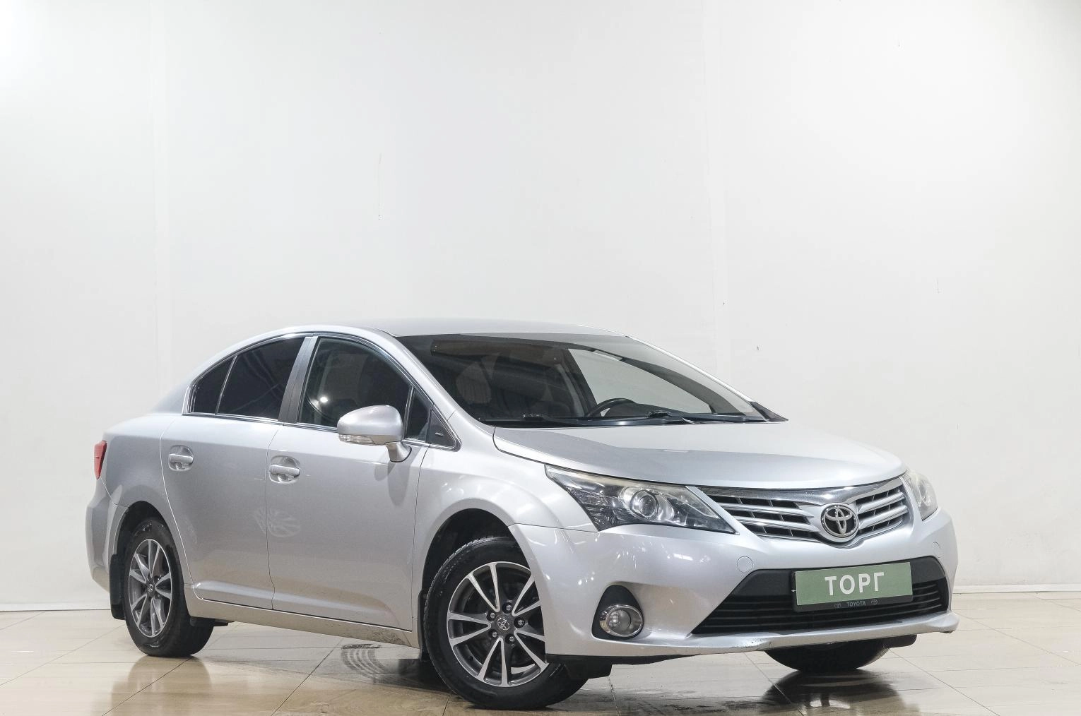 Toyota Avensis 1 из 26
