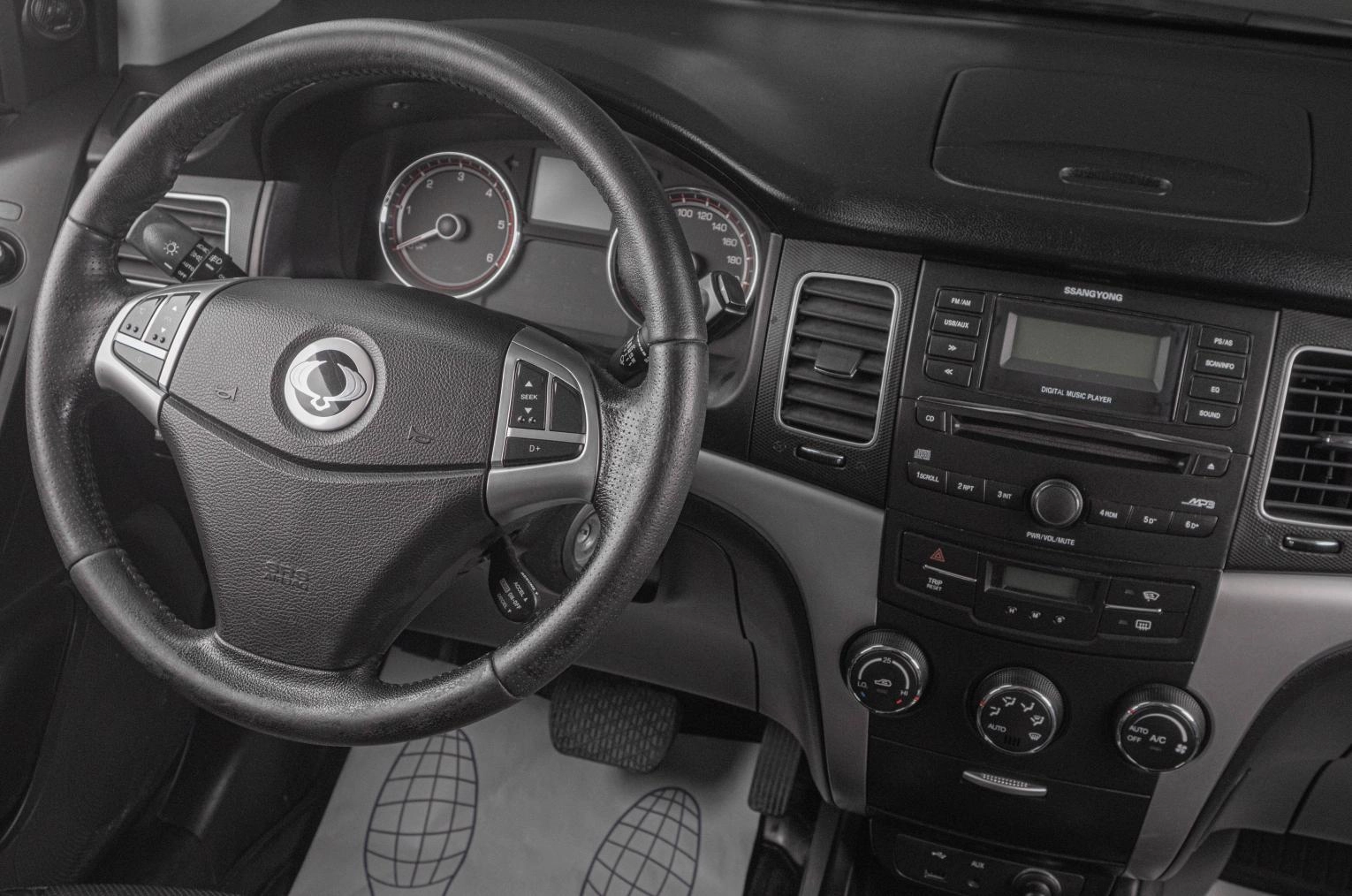 SsangYong Actyon 16 из 19