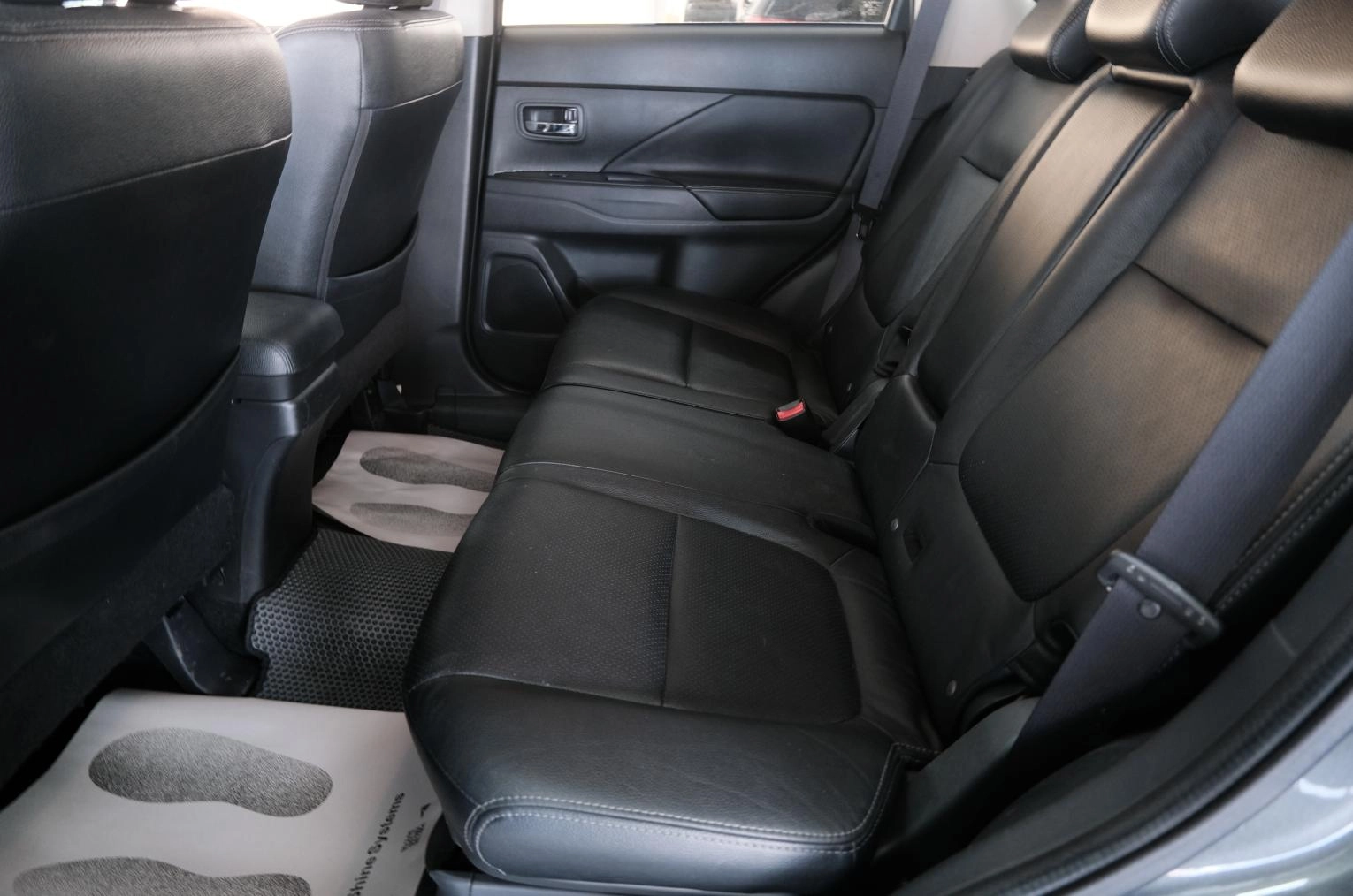 Mitsubishi Outlander 20 из 22