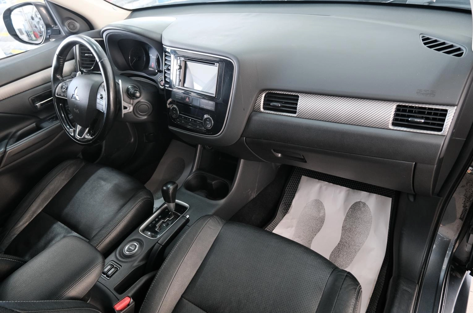 Mitsubishi Outlander 18 из 22
