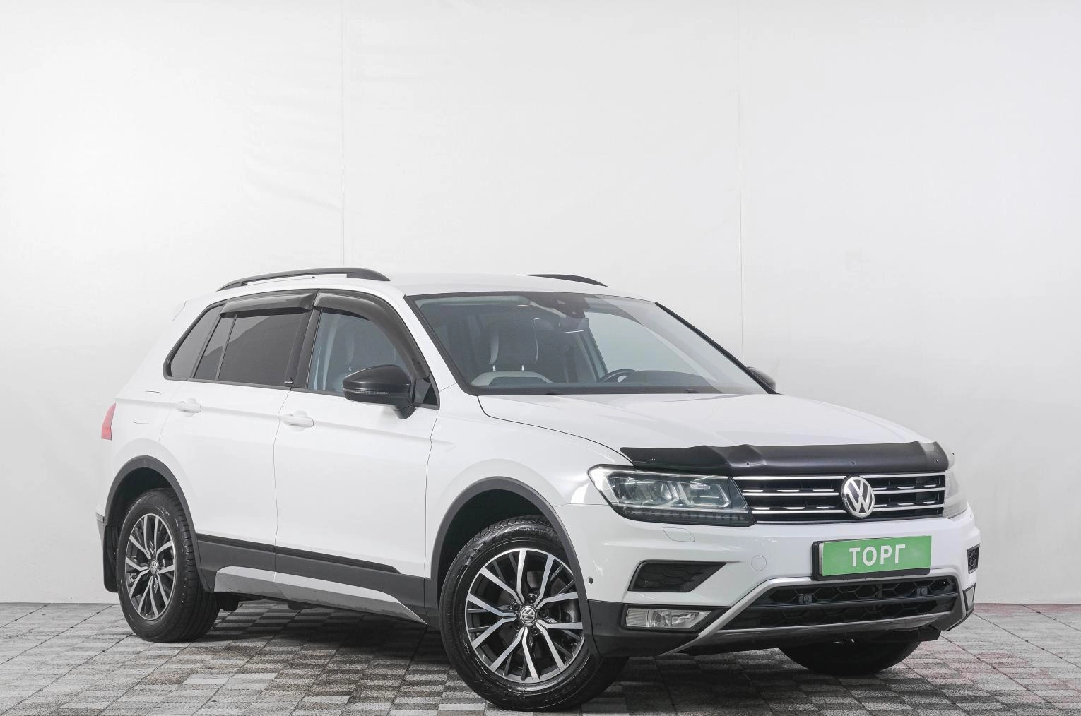Volkswagen Tiguan 1 из 23