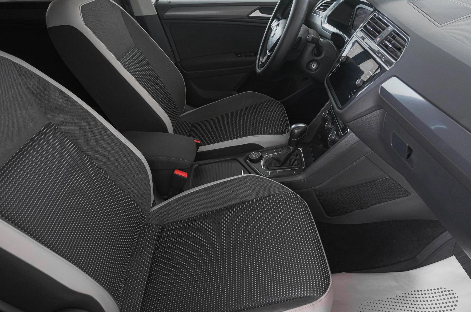 Volkswagen Tiguan 11 из 23