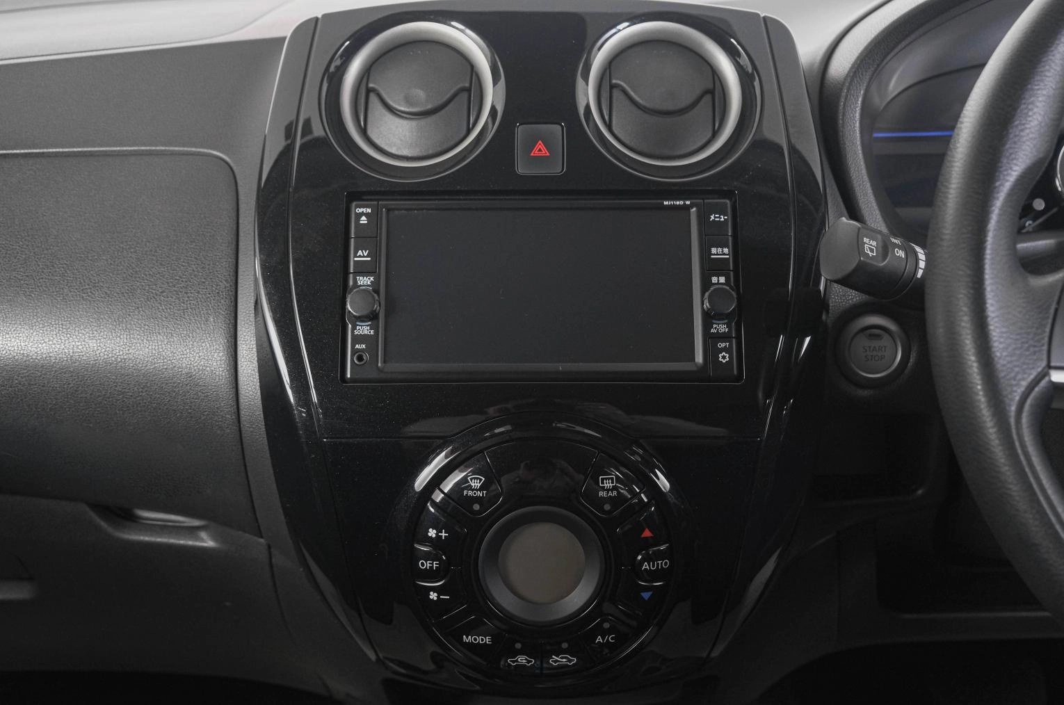 Nissan Note 17 из 24